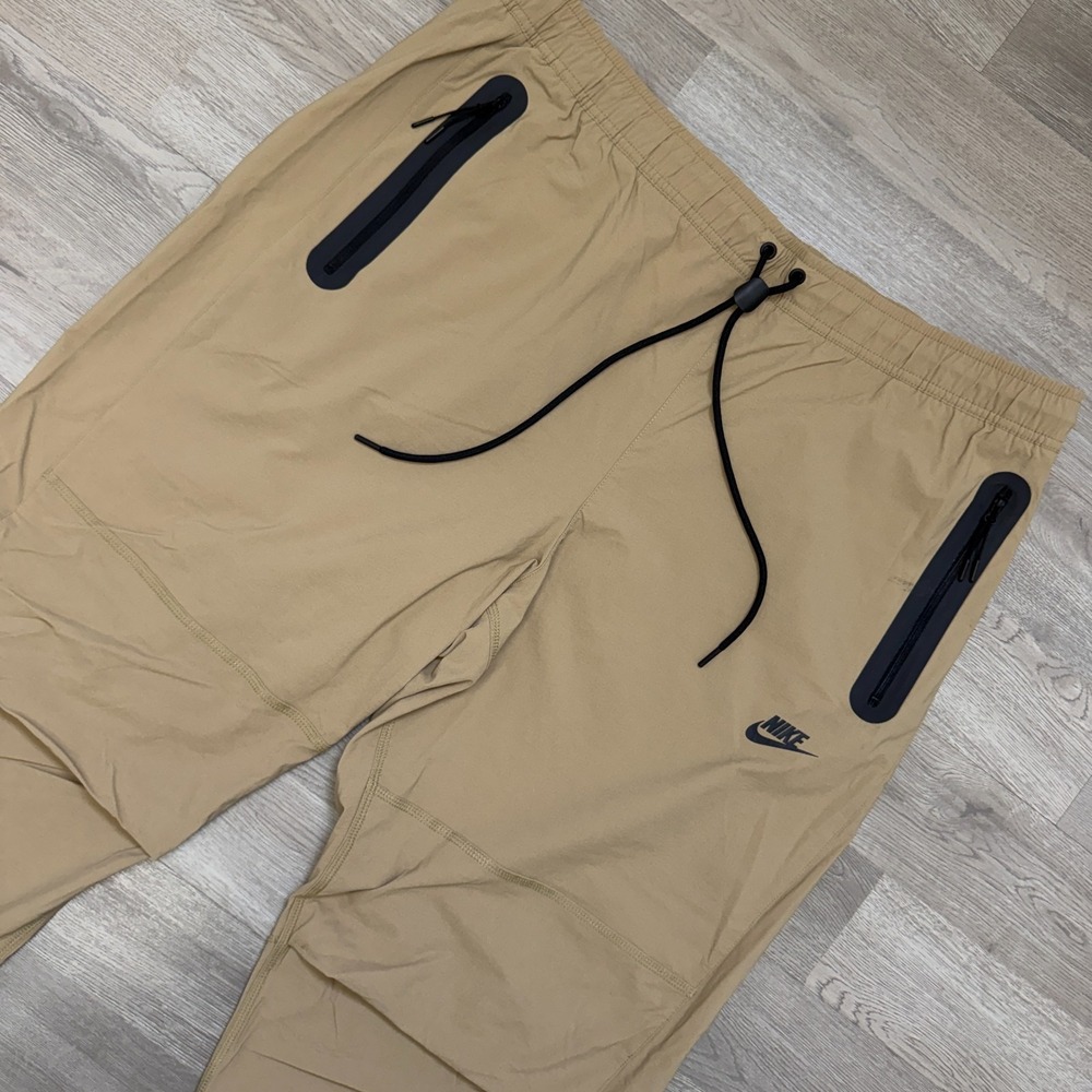 Nike Tech Pack Jogger Pants Men's XXL Beige Lightweight Ankle Zip HM8241-297